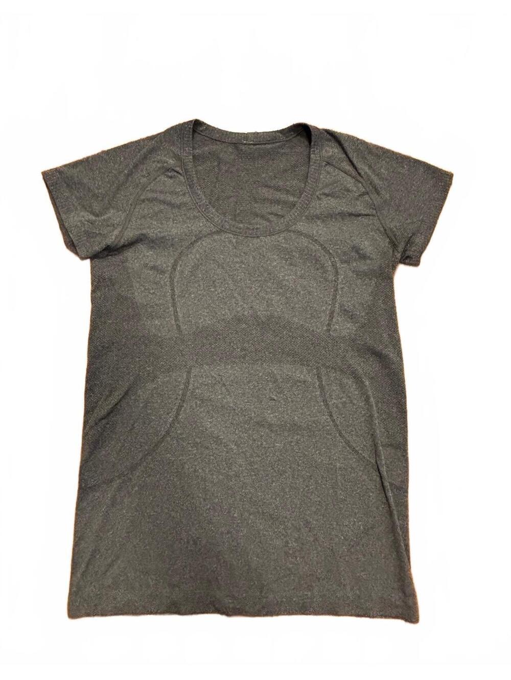 Lululemon Gray Swiftly Tech Short Sleeve Athletic Shirt Size 10
